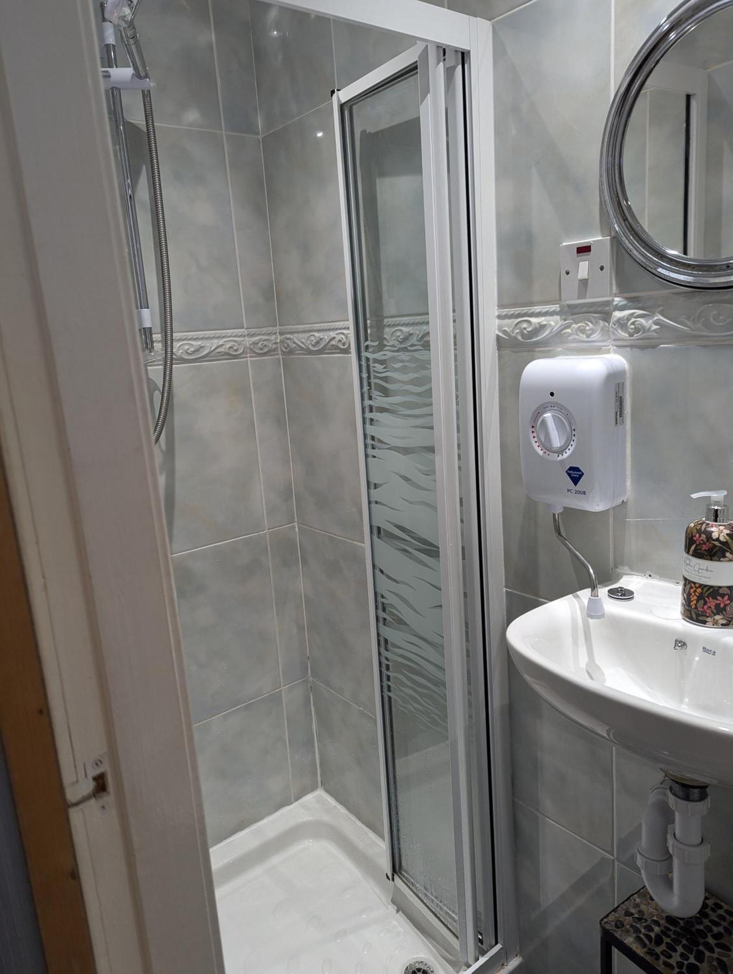 בת'גייט Rooms At Tarrareoch חדר תמונה