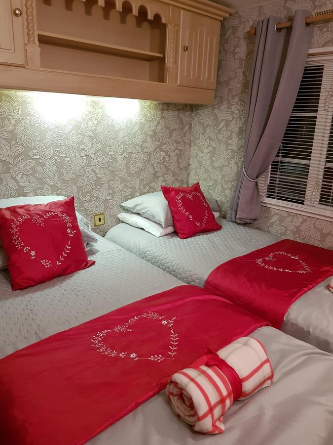 בת'גייט Rooms At Tarrareoch מראה חיצוני תמונה